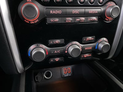 2018 Nissan Pathfinder SV