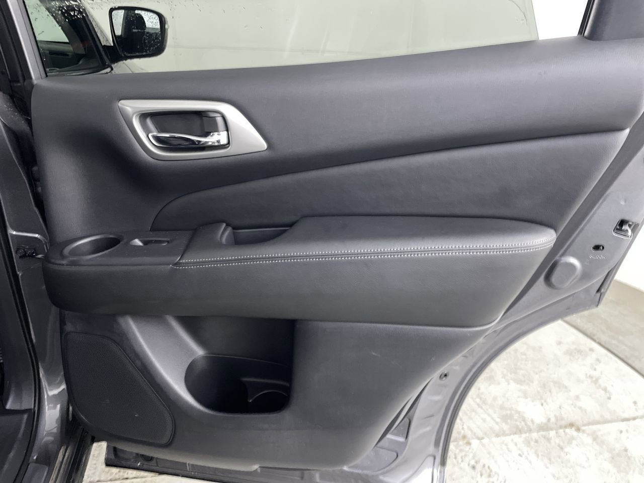 2018 Nissan Pathfinder SV