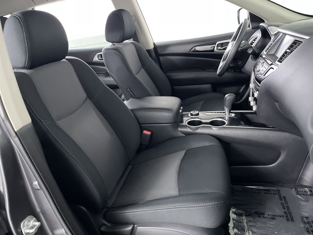 2018 Nissan Pathfinder SV