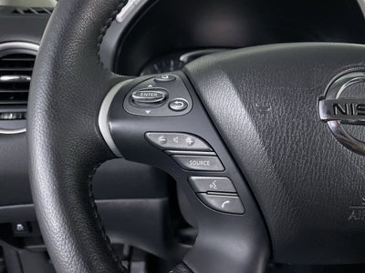 2018 Nissan Pathfinder SV