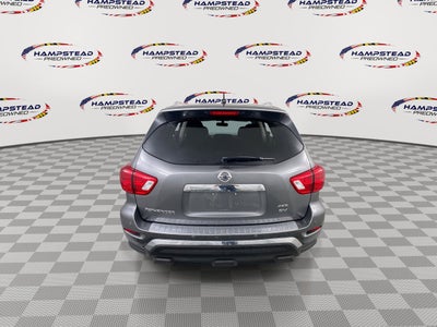 2018 Nissan Pathfinder SV