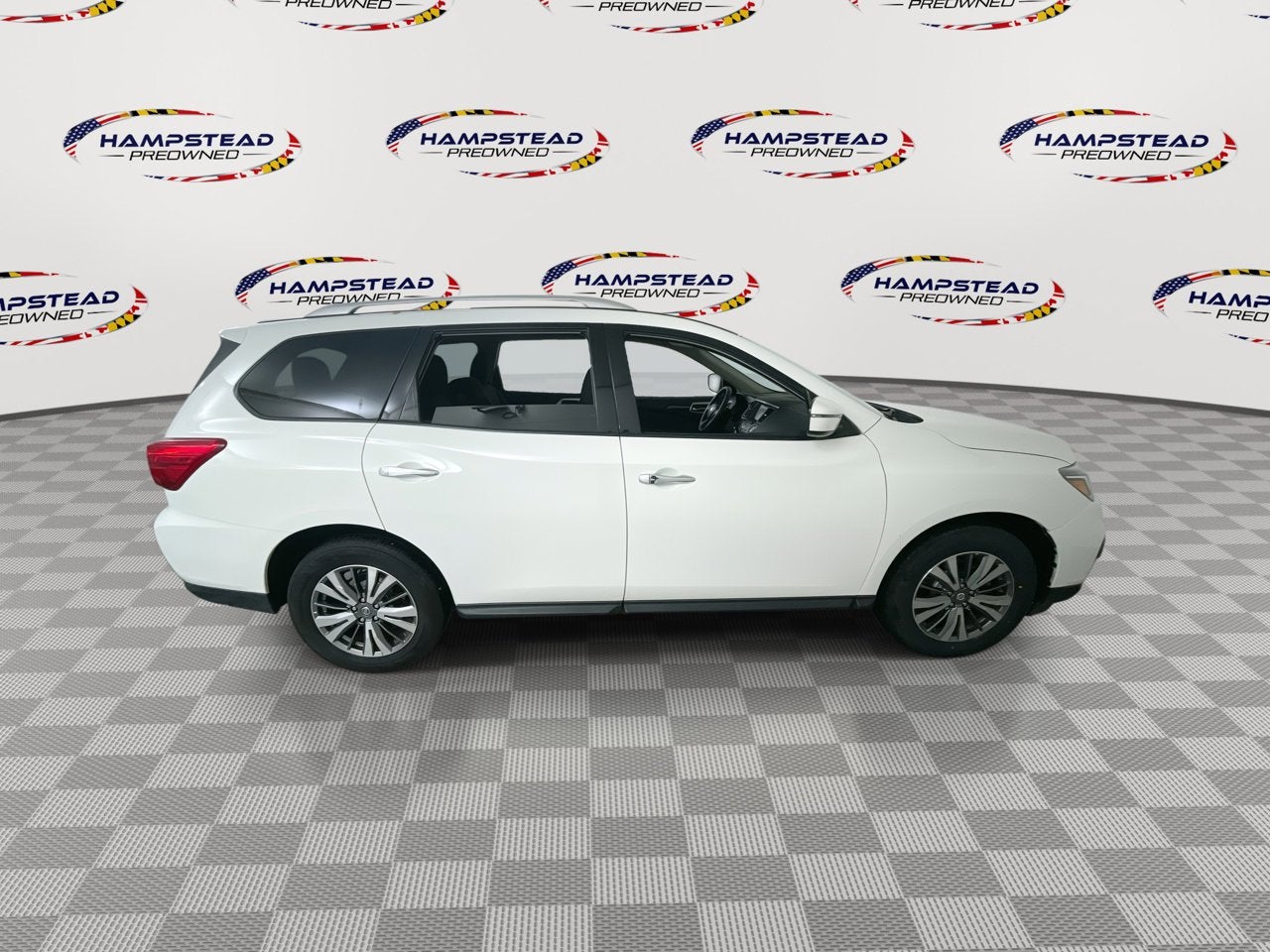 2019 Nissan Pathfinder SV