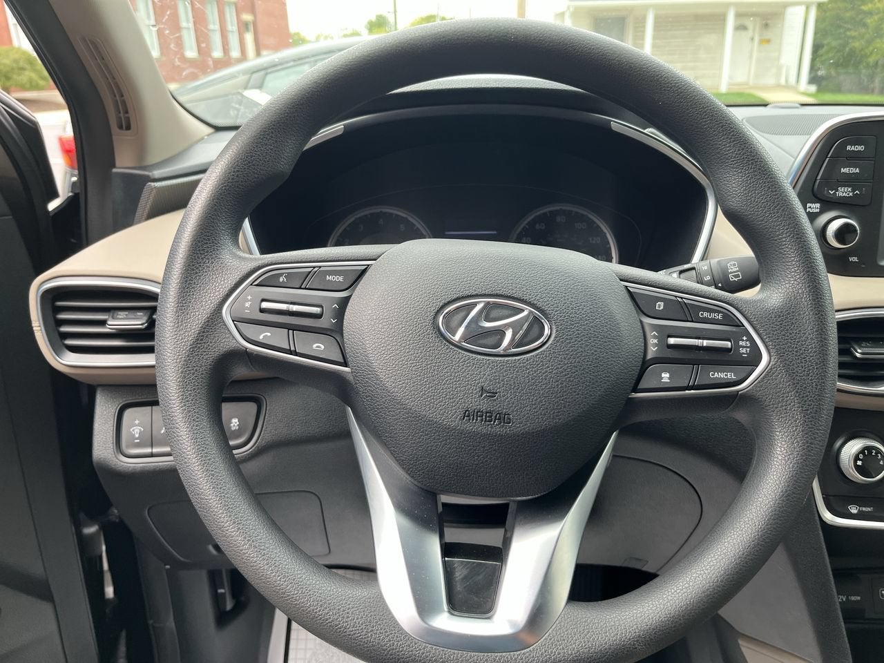 2020 Hyundai Santa Fe SE