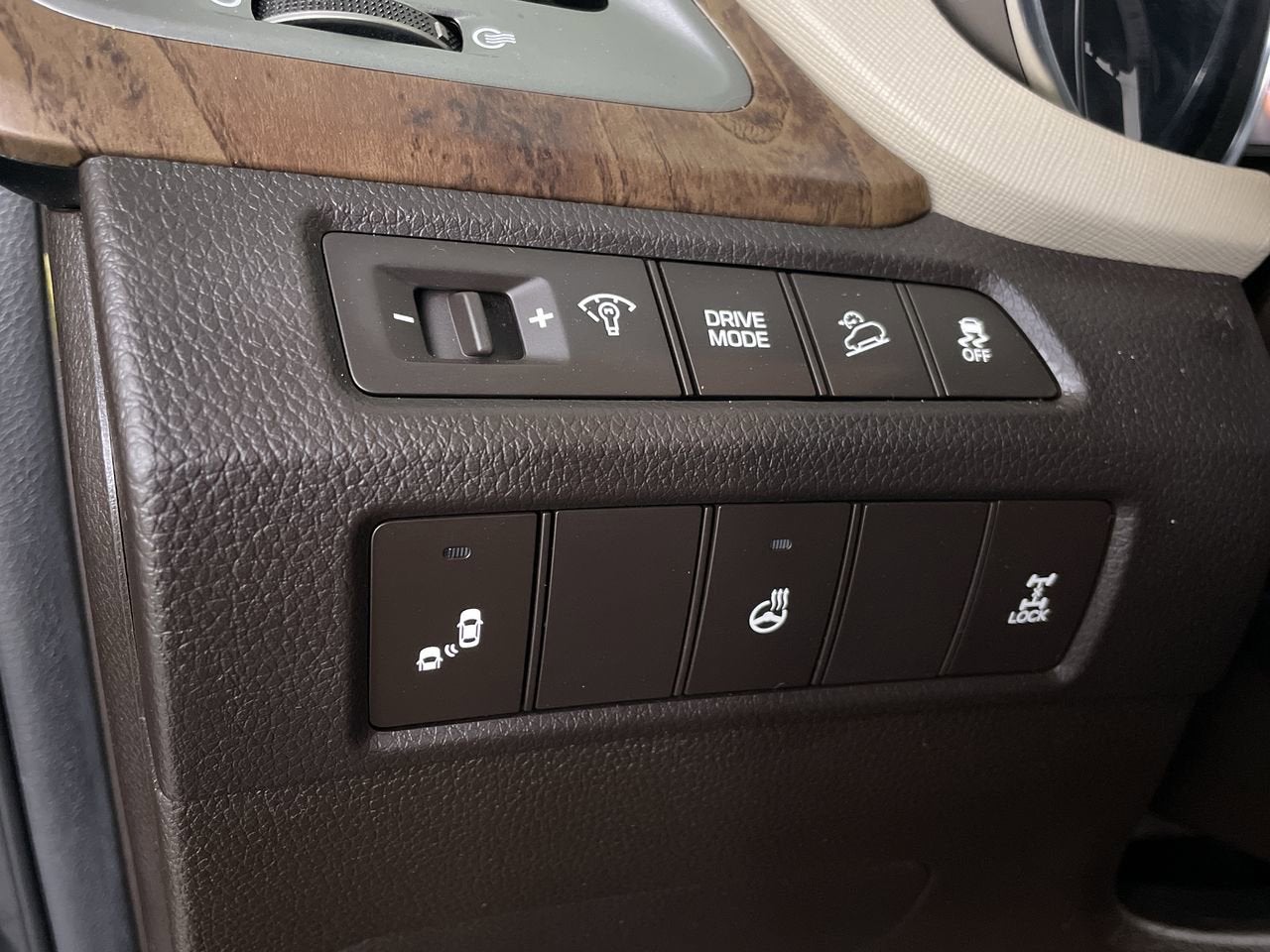 2018 Hyundai Santa Fe Sport 2.0T Ultimate