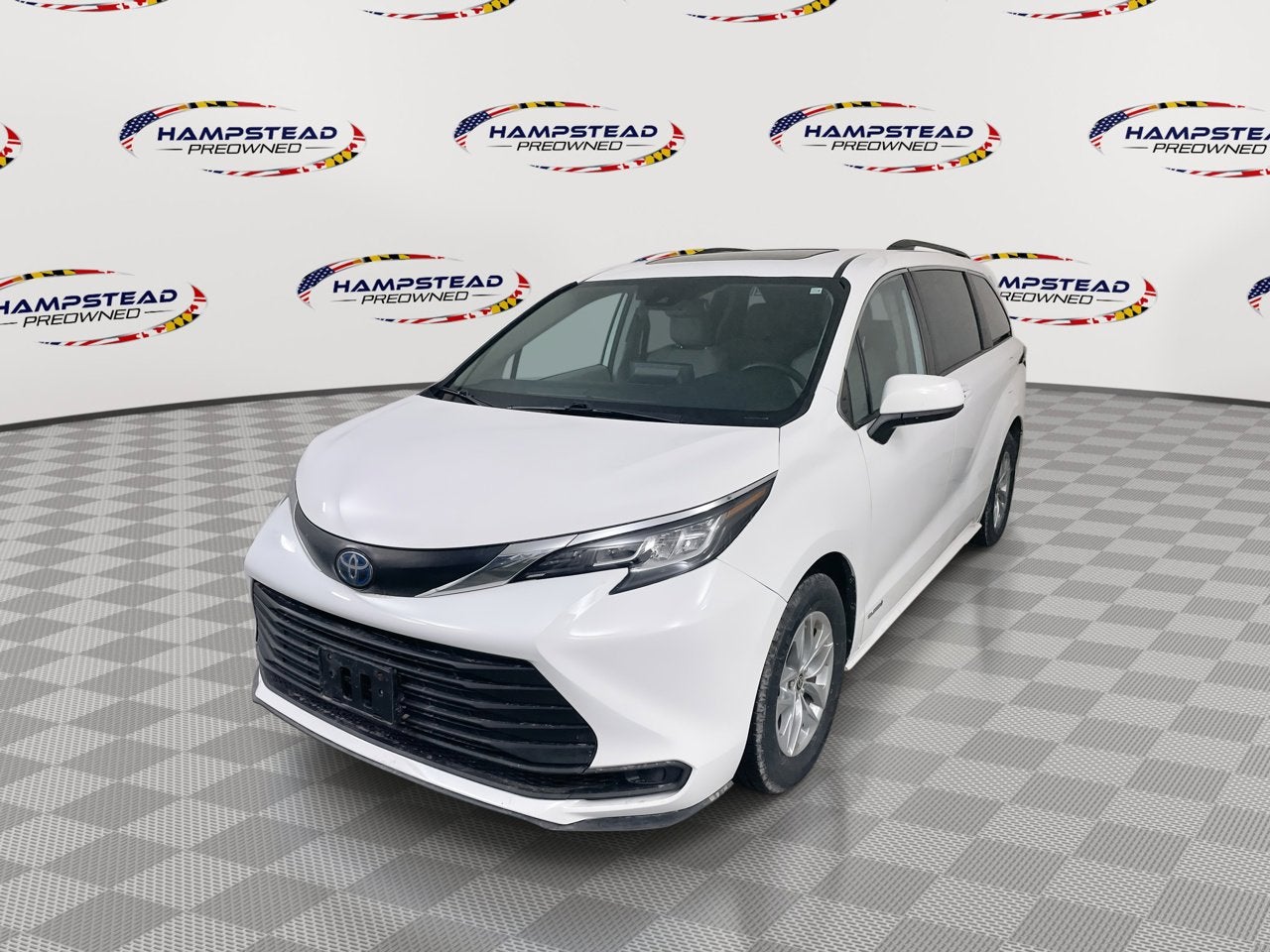 2021 Toyota Sienna LE