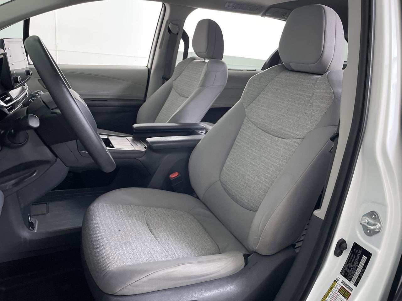 2021 Toyota Sienna LE