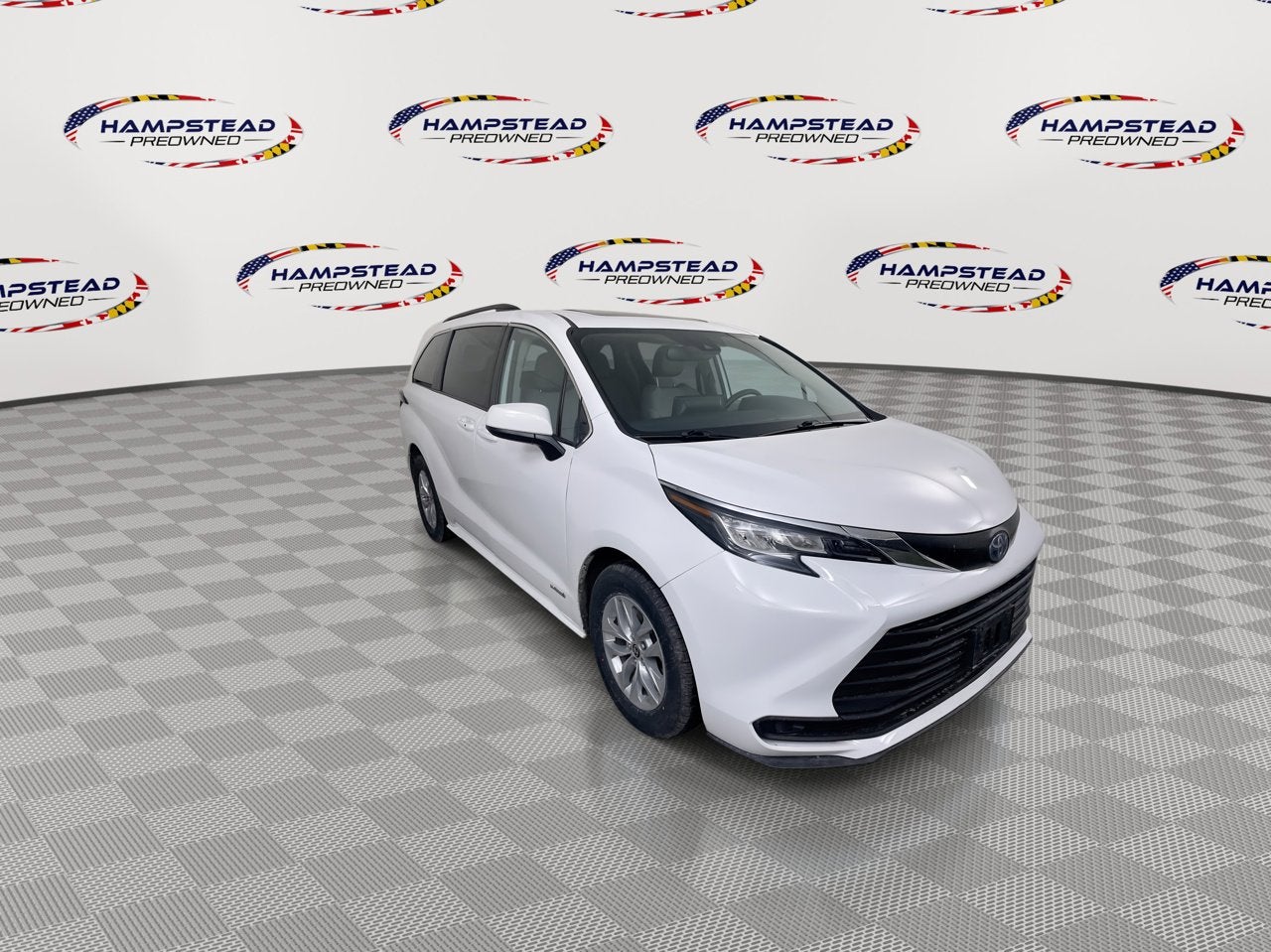 2021 Toyota Sienna LE