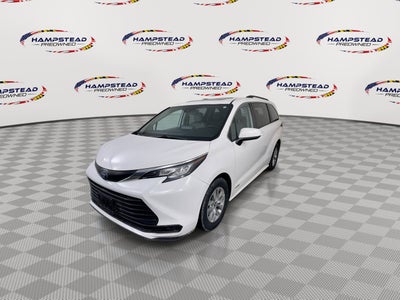 2021 Toyota Sienna LE