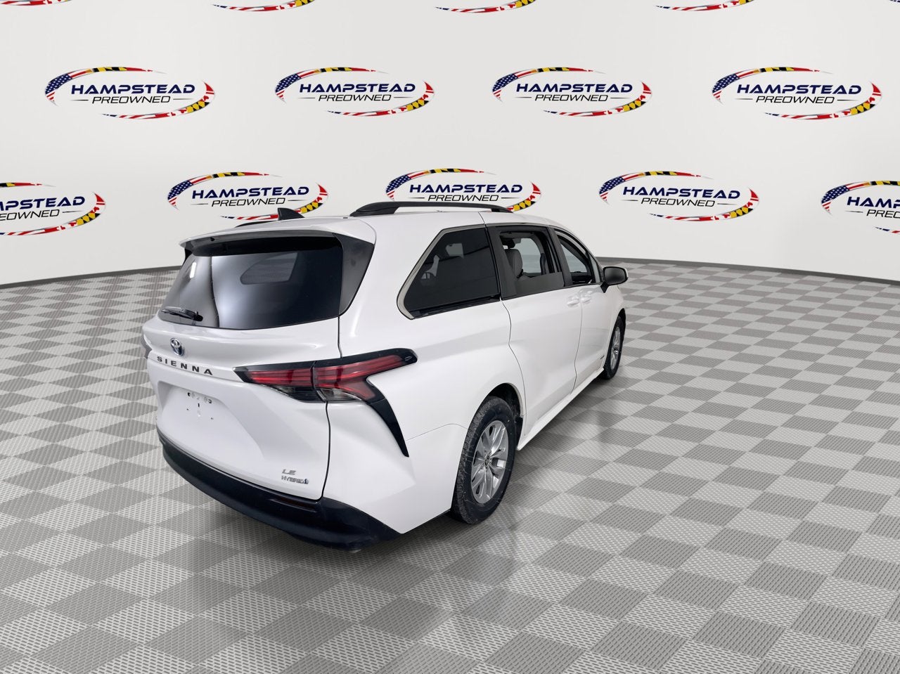 2021 Toyota Sienna LE