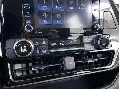 2021 Toyota Highlander LE