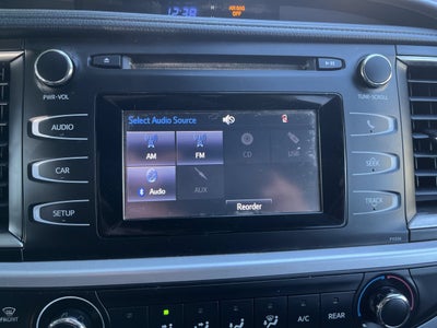 2018 Toyota Highlander LE