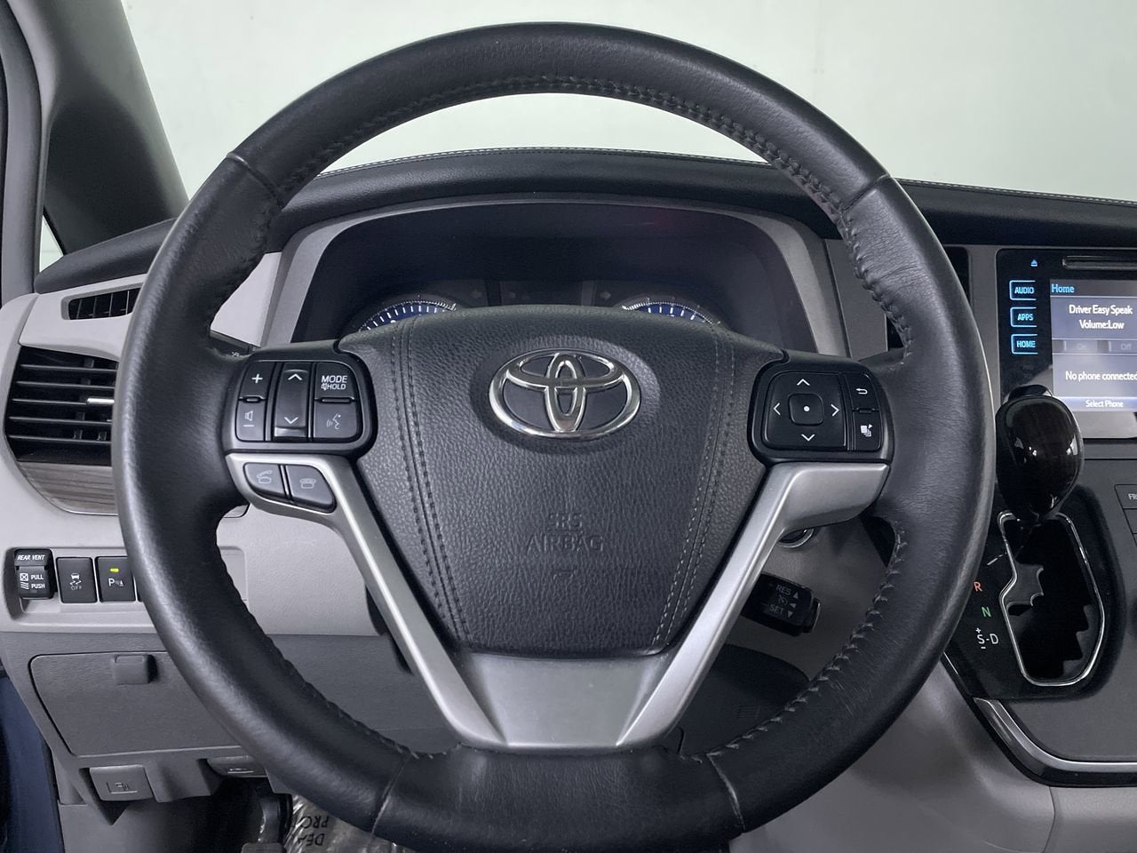 2017 Toyota Sienna XLE Premium