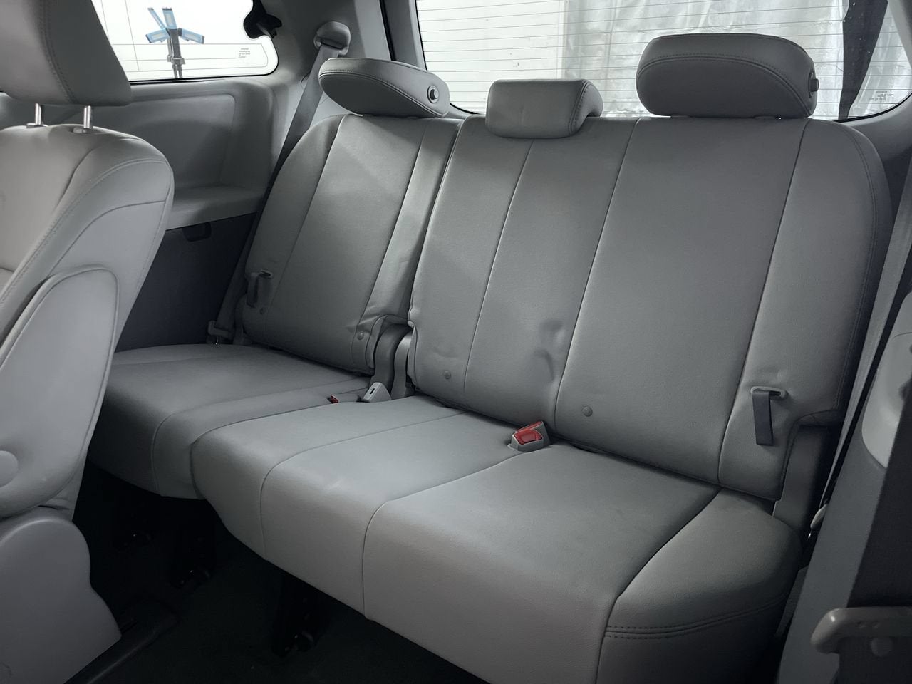 2017 Toyota Sienna XLE Premium