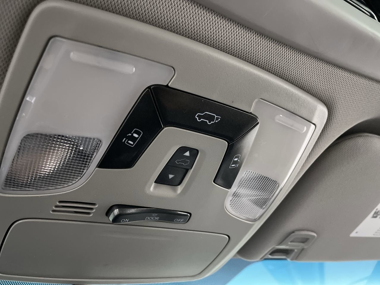 2017 Toyota Sienna XLE Premium
