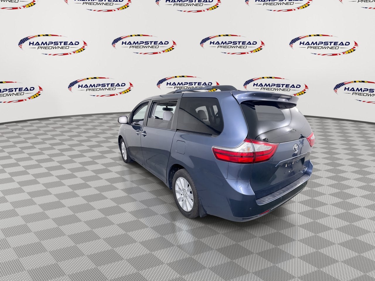 2017 Toyota Sienna XLE Premium