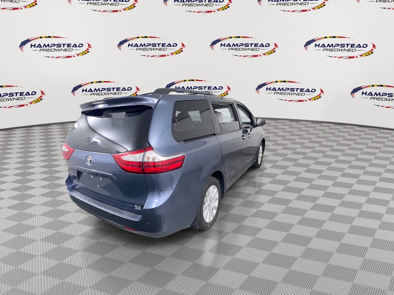2017 Toyota Sienna XLE Premium