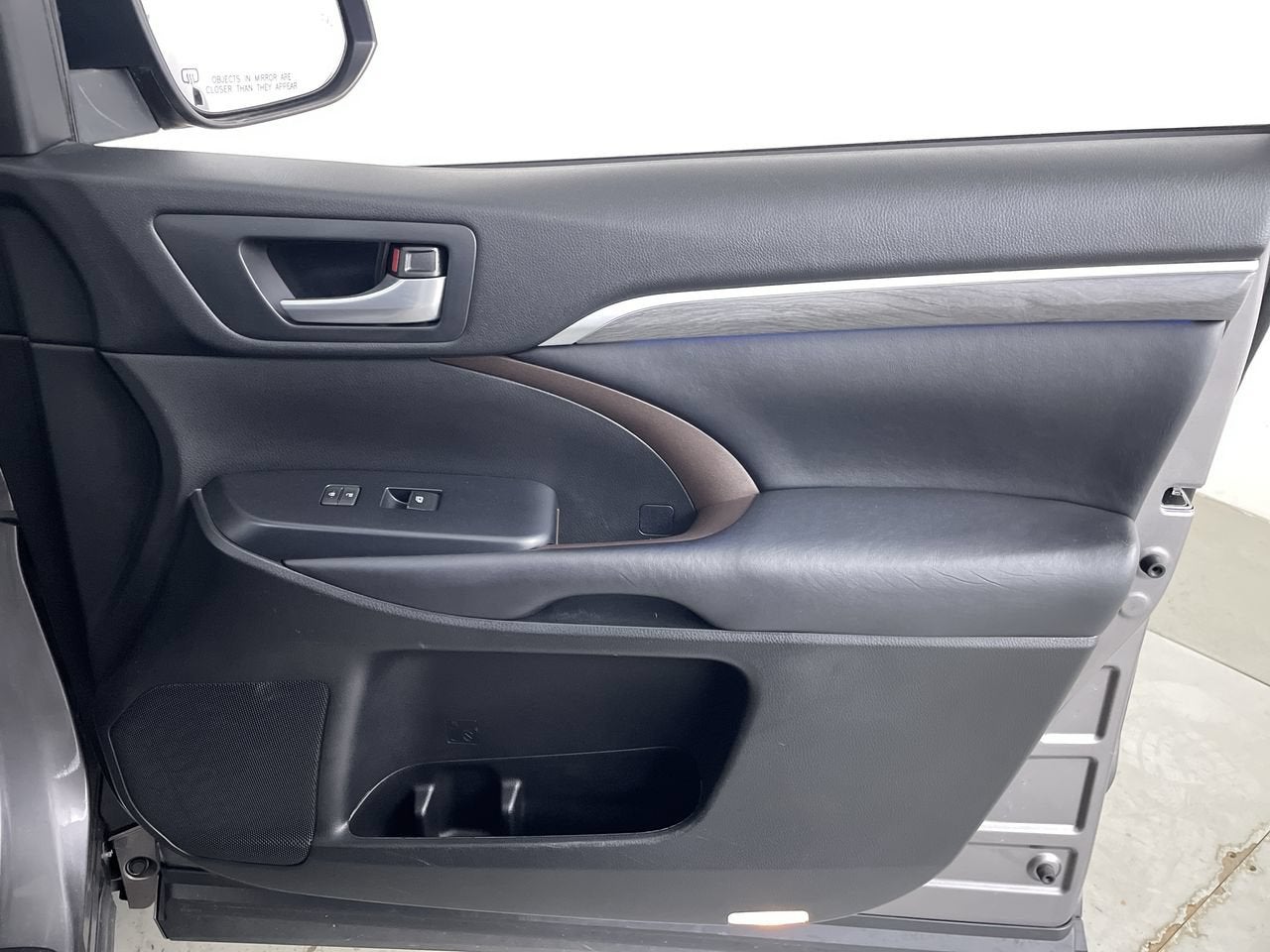 2018 Toyota Highlander Limited Platinum