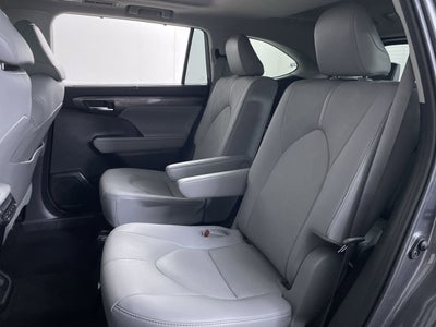 2021 Toyota Highlander Platinum