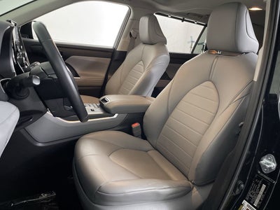 2021 Toyota Highlander Hybrid Hybrid XLE