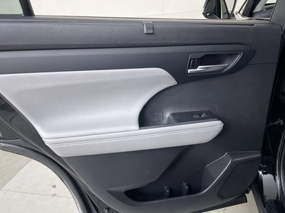 2021 Toyota Highlander Hybrid Hybrid XLE