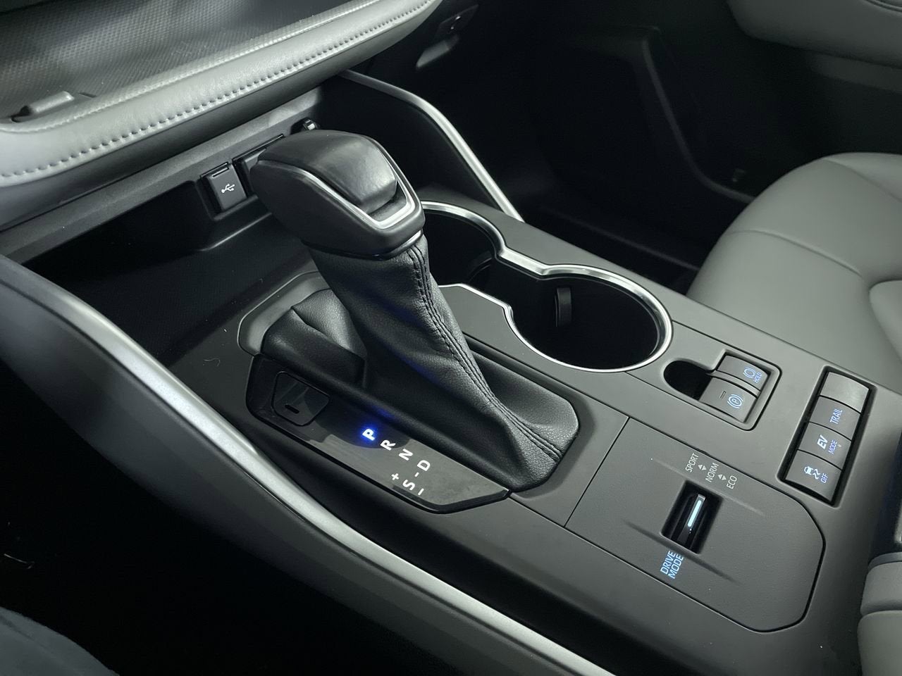 2020 Toyota Highlander Hybrid Hybrid XLE