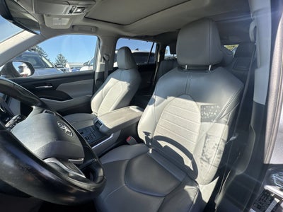 2022 Toyota Highlander XLE