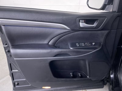 2018 Toyota Highlander SE