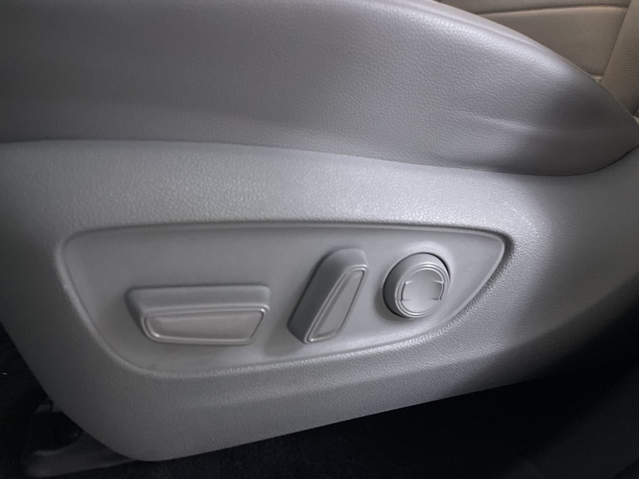 2023 Toyota Highlander Hybrid Hybrid XLE