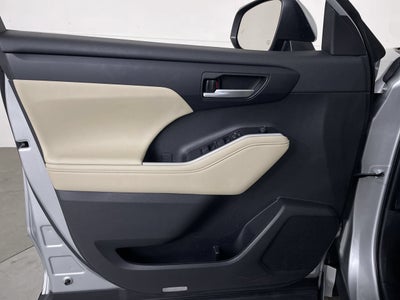 2023 Toyota Highlander Hybrid Hybrid XLE