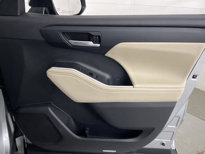 2023 Toyota Highlander Hybrid Hybrid XLE