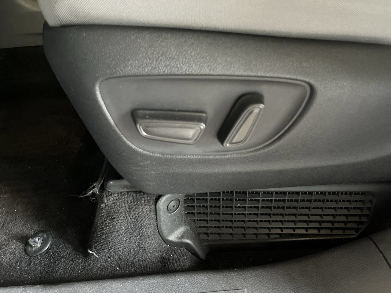 2022 Toyota Sienna LE
