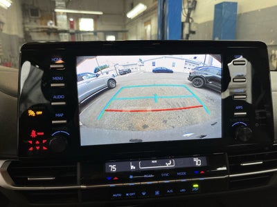 2022 Toyota Sienna LE