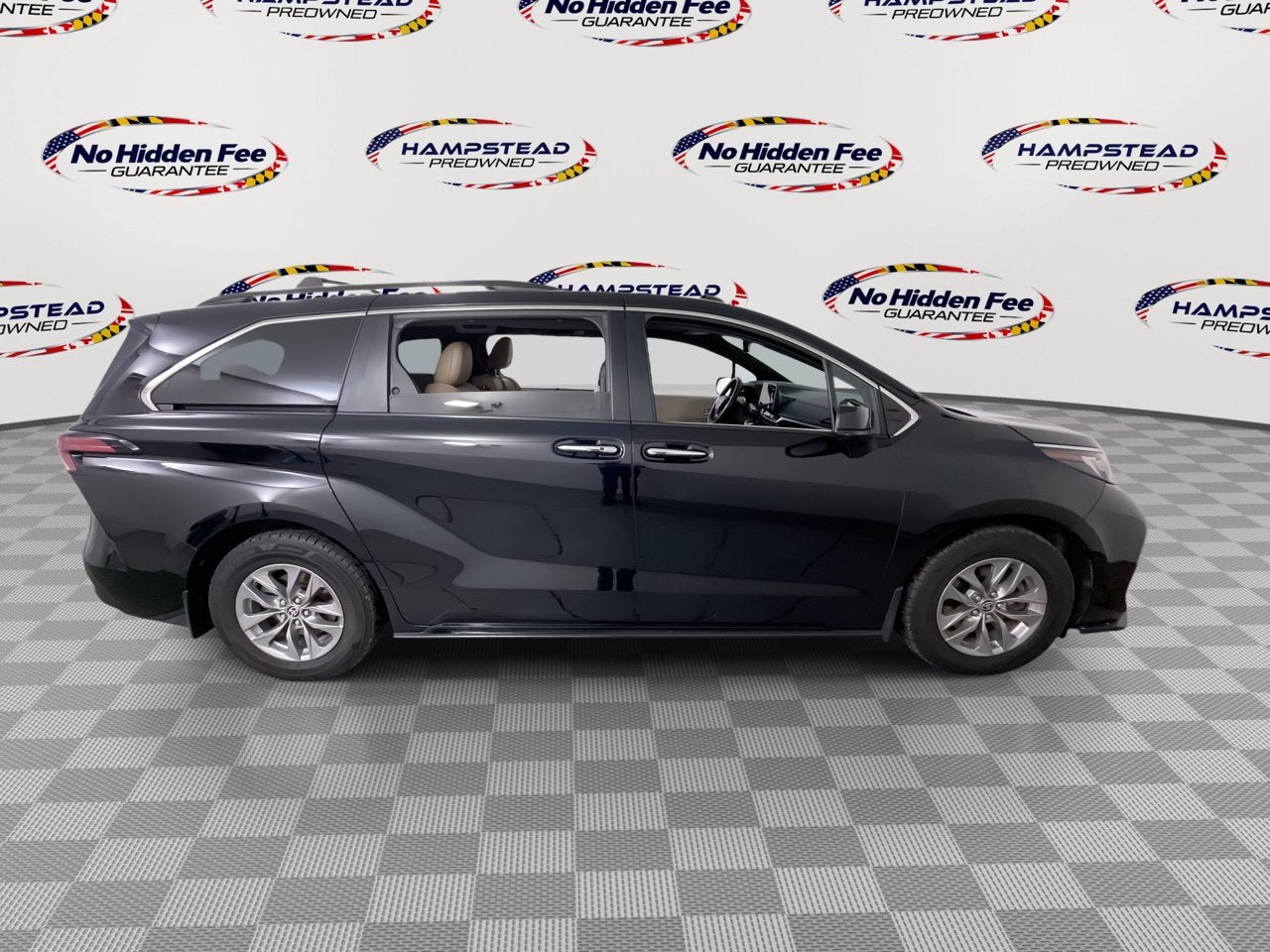 2021 Toyota Sienna XLE