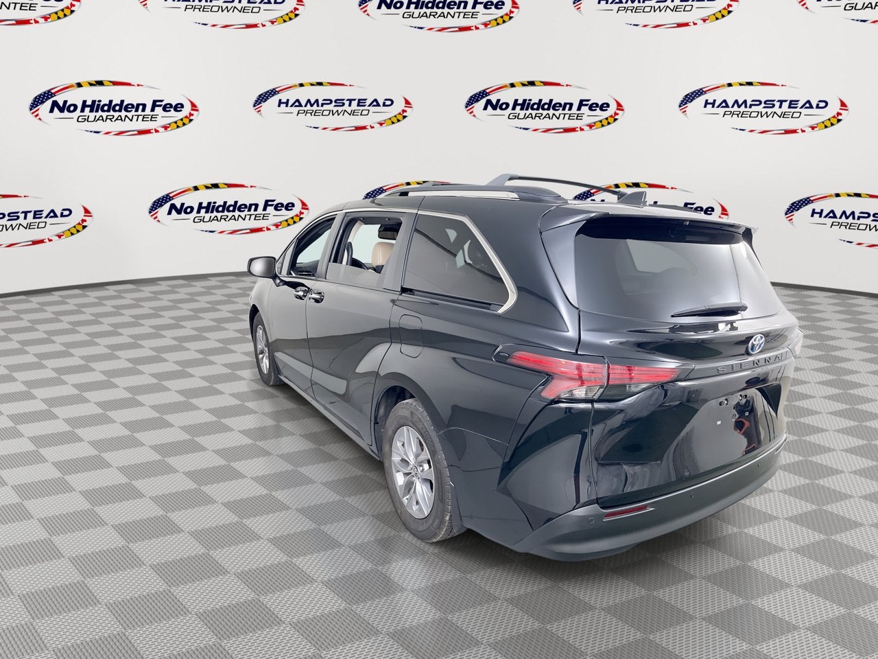 2021 Toyota Sienna XLE