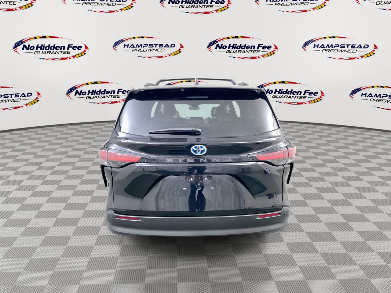 2021 Toyota Sienna XLE
