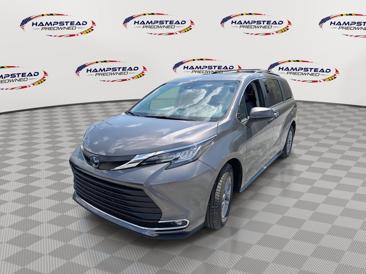2022 Toyota Sienna XLE
