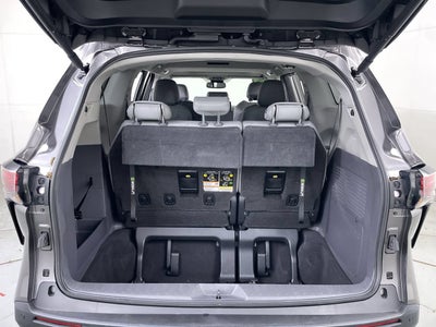 2022 Toyota Sienna XLE