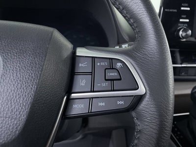 2022 Toyota Sienna XLE