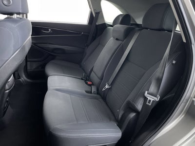 2018 Kia Sorento L