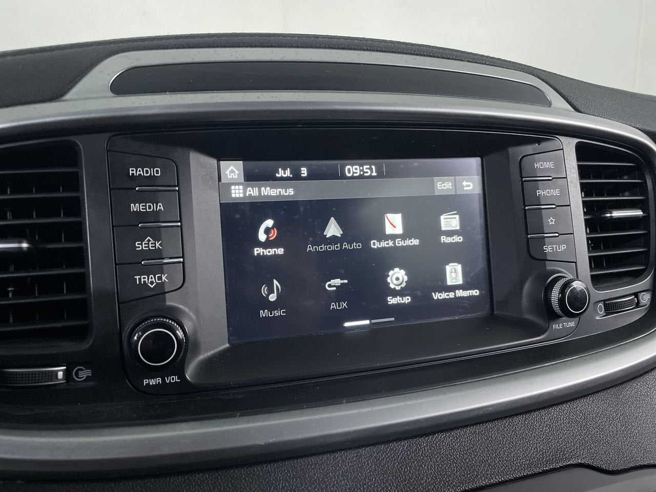 2020 Kia Sorento LX