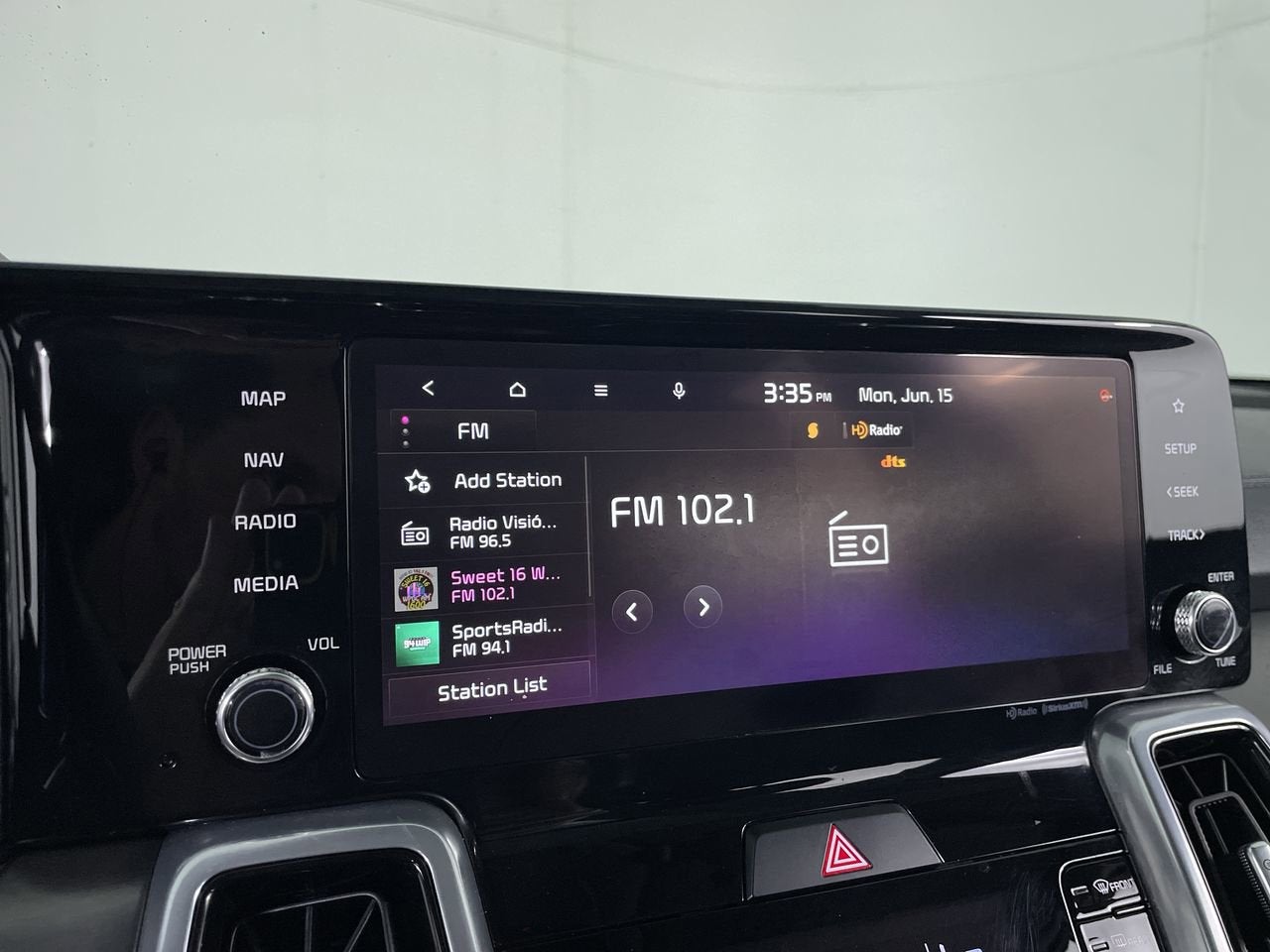 2023 Kia Sorento SX