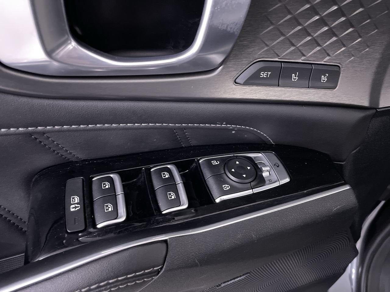 2023 Kia Sorento SX Prestige