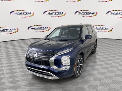 2024 Mitsubishi Outlander SE Black Edition w/Pano Roof