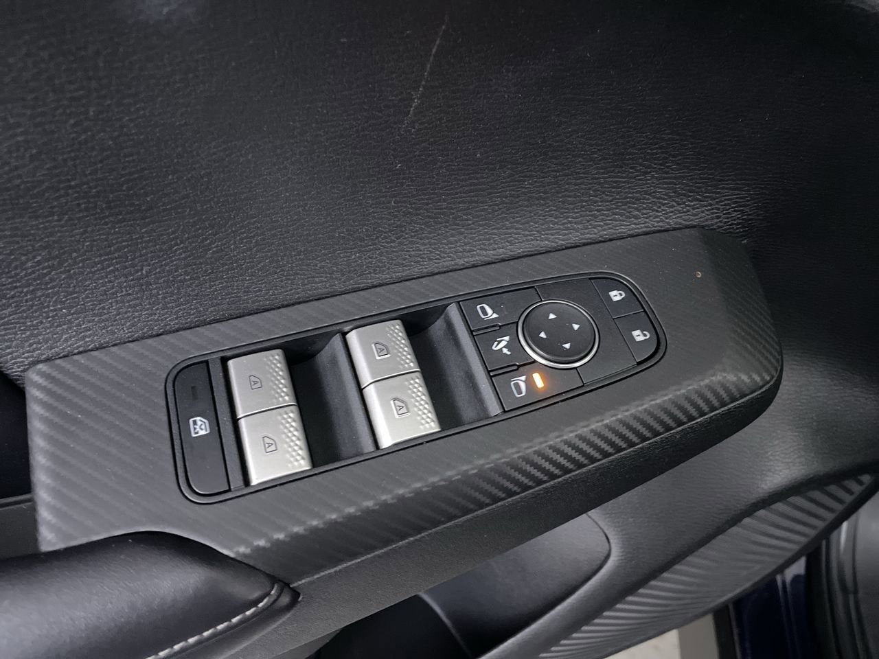 2024 Mitsubishi Outlander SE Black Edition w/Pano Roof