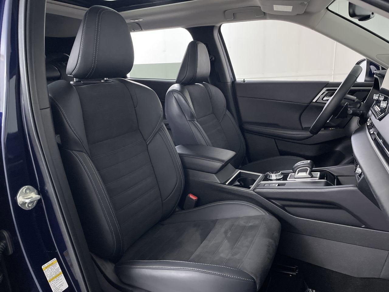 2024 Mitsubishi Outlander SE Black Edition w/Pano Roof