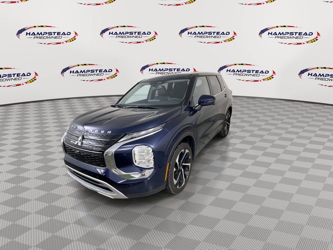 2024 Mitsubishi Outlander SE Black Edition w/Pano Roof