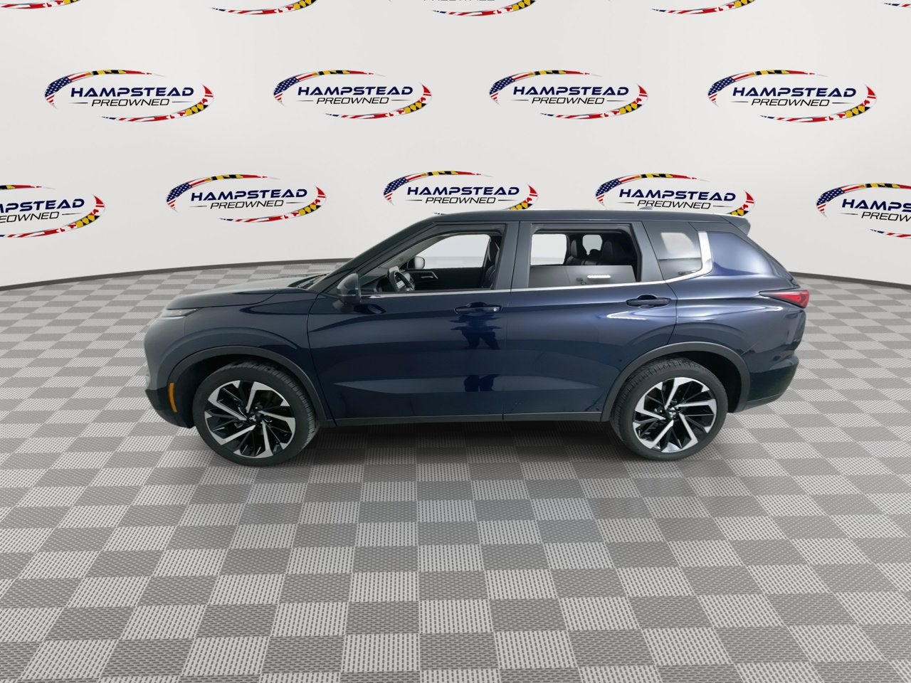 2024 Mitsubishi Outlander SE Black Edition w/Pano Roof