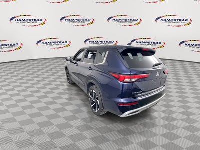 2024 Mitsubishi Outlander SE Black Edition w/Pano Roof