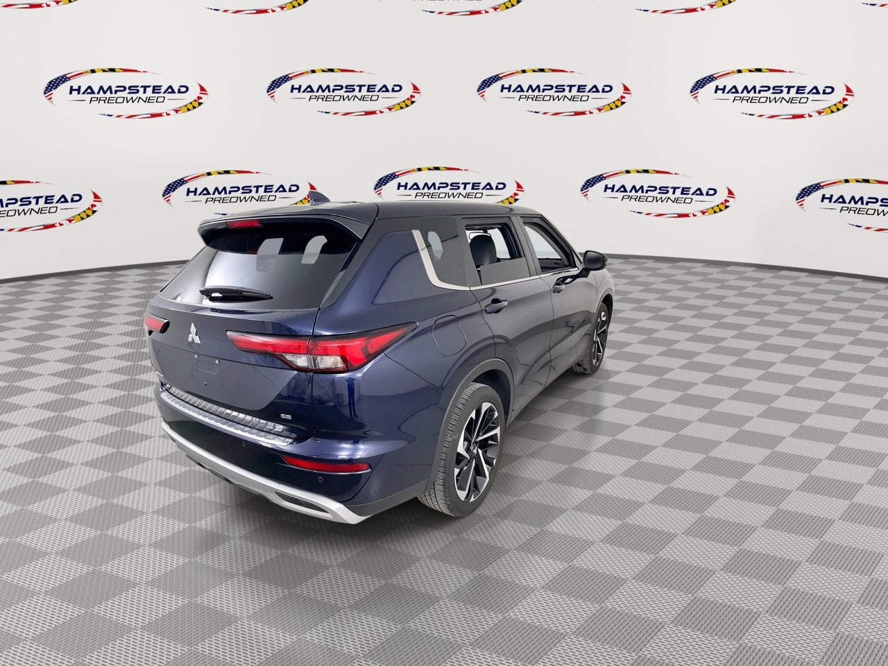 2024 Mitsubishi Outlander SE Black Edition w/Pano Roof
