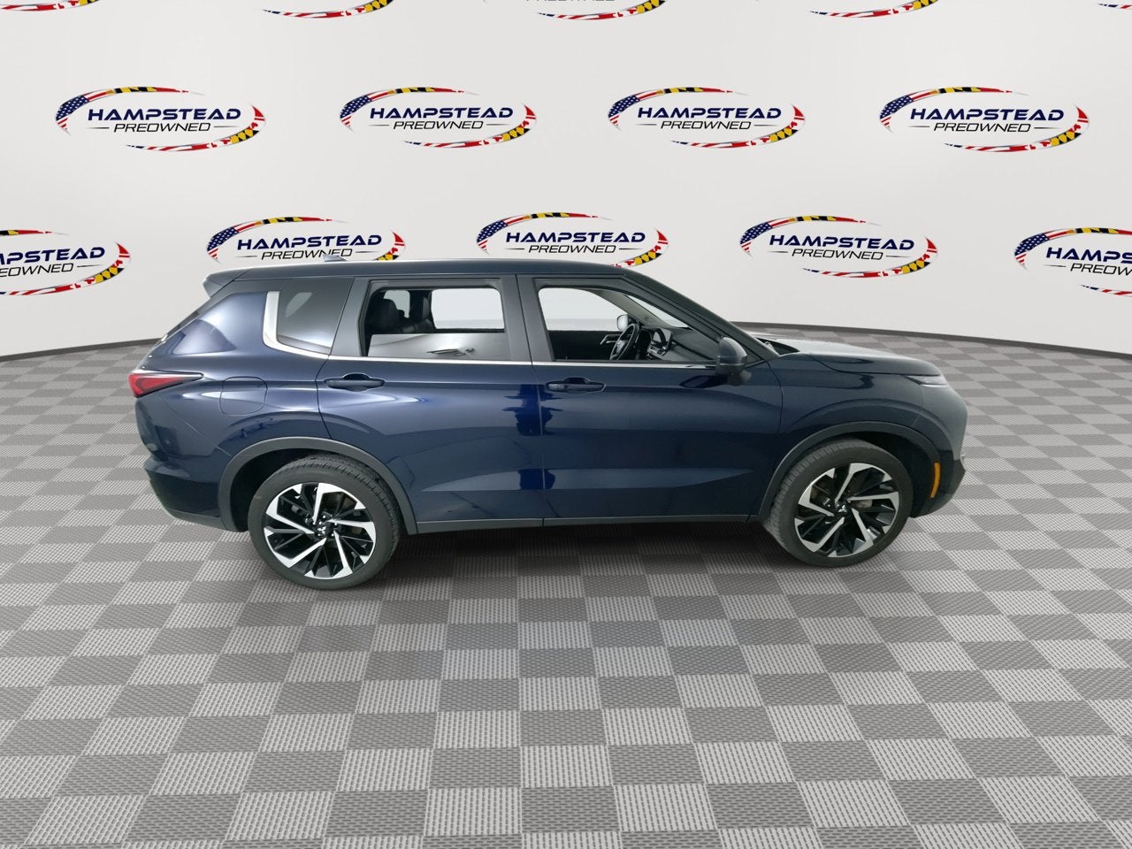 2024 Mitsubishi Outlander SE Black Edition w/Pano Roof